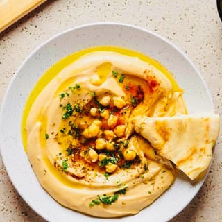Side Hummus with Pita - O